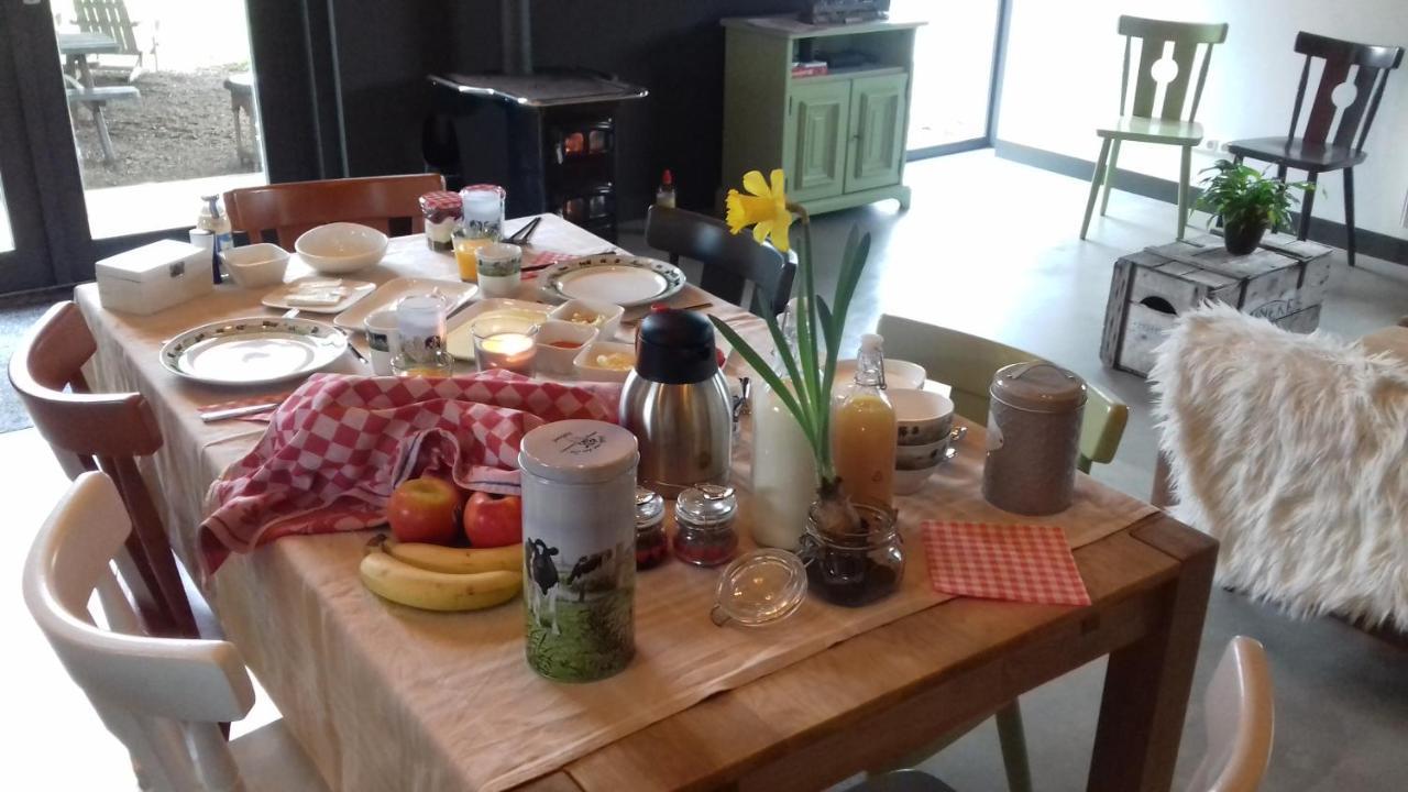 De Hostee Bed and Breakfast Stolwijk Exteriör bild