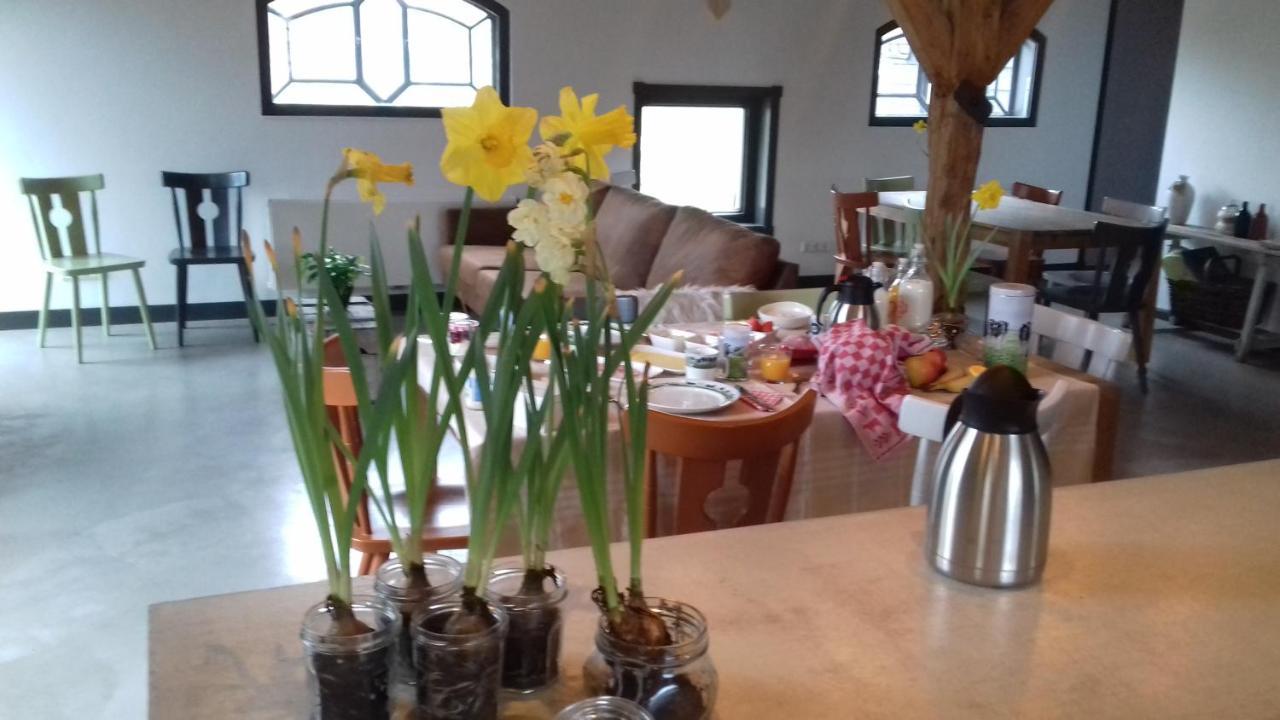De Hostee Bed and Breakfast Stolwijk Exteriör bild
